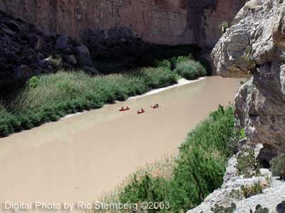Canoes in St. Elena Canyon