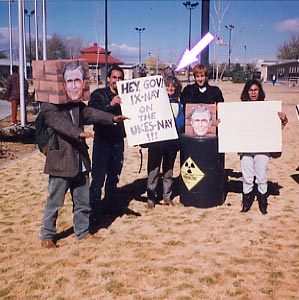 Bush block head demonstration